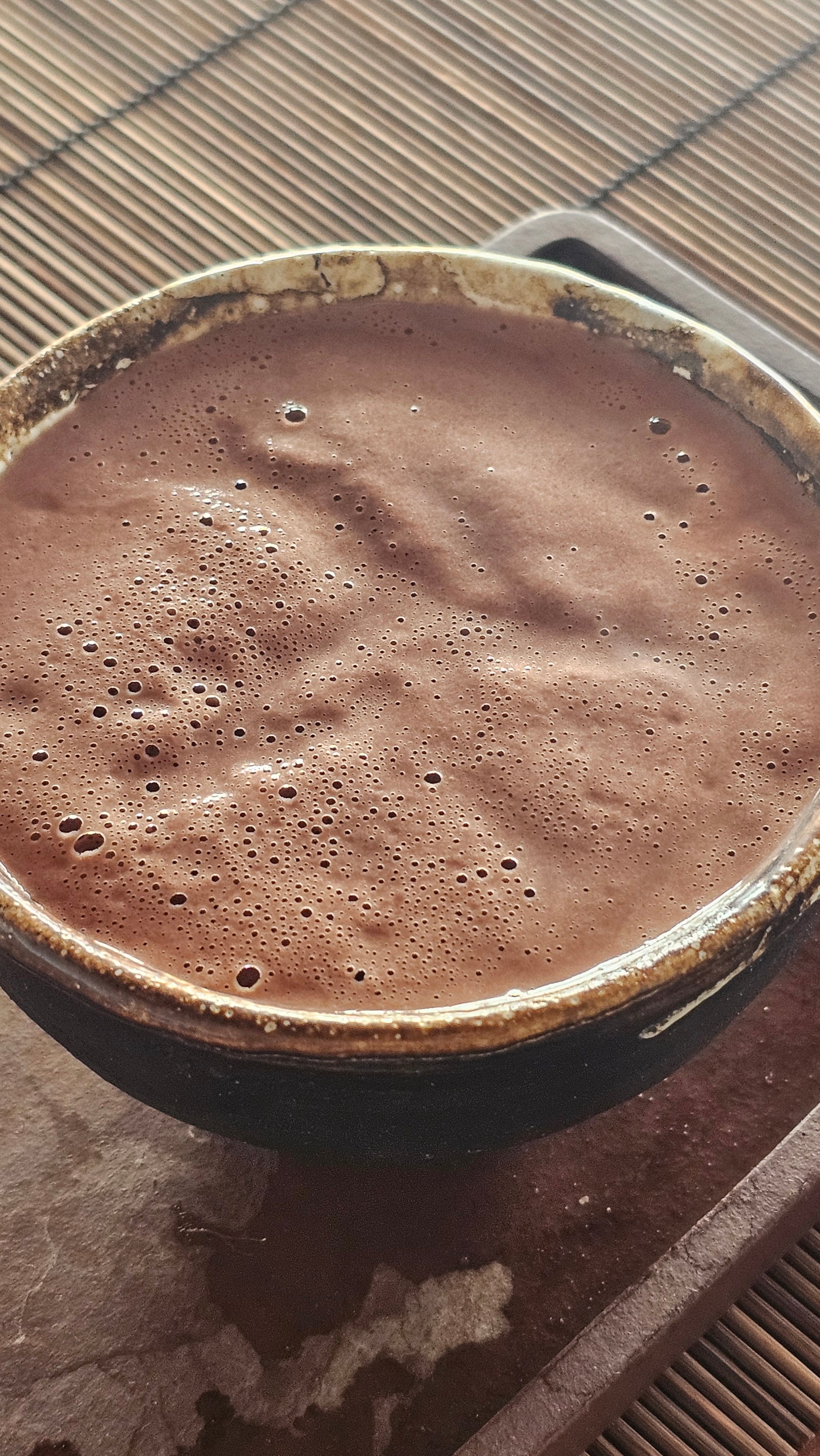 Crafted in the spirit of Ix Cacao, this organic Mayan cacao brings heart-opening joy, rich flavor, and sacred nourishment for body and soul.