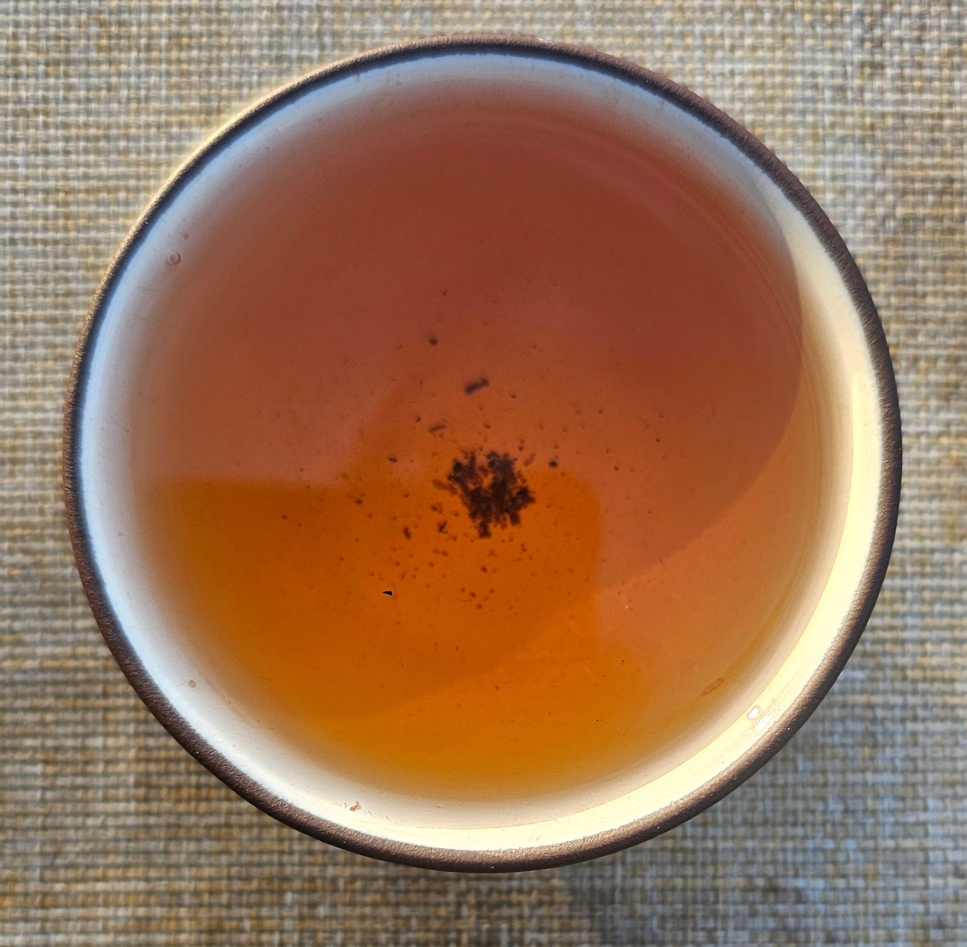 Revelation is a 2016 100% ancient tree Sheng with bold, bright chi. Strong floral complexity meets a deeply focused and expanding energy.