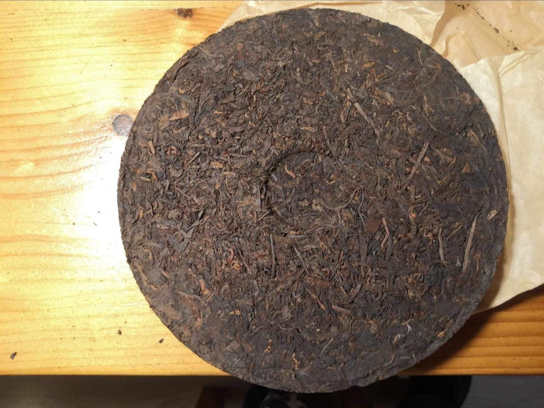 Prosperity Treasure of Yiwu - Vintage 1960 Clay Urn Aged Malaysia Sheng Puerh
