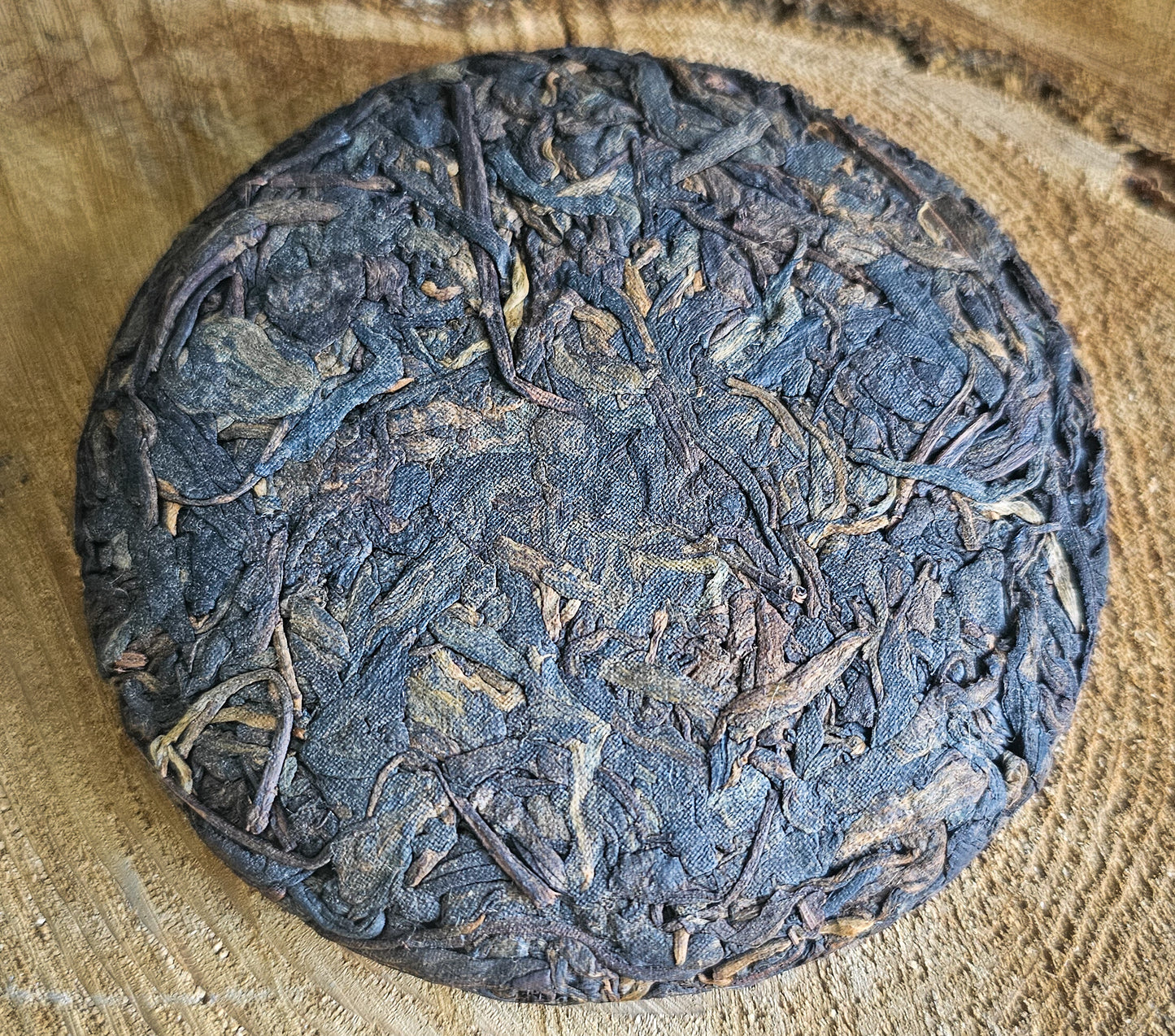 "Joy" - 2021 Menghai Light Ferment Ancient Tree Shu Puerh