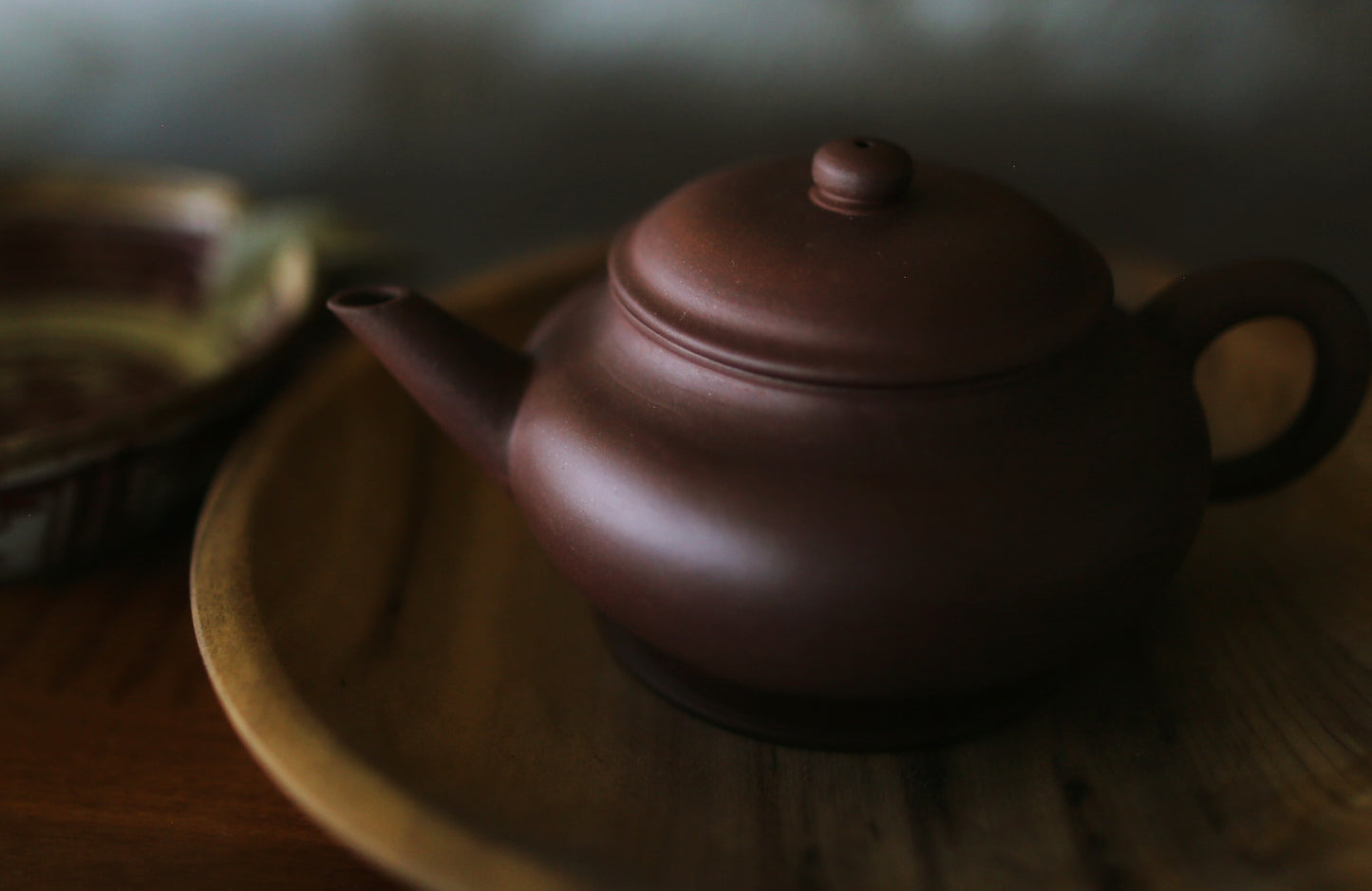 Late Qing Dynasty Bian Deng Hu Zisha 250ml Teapot