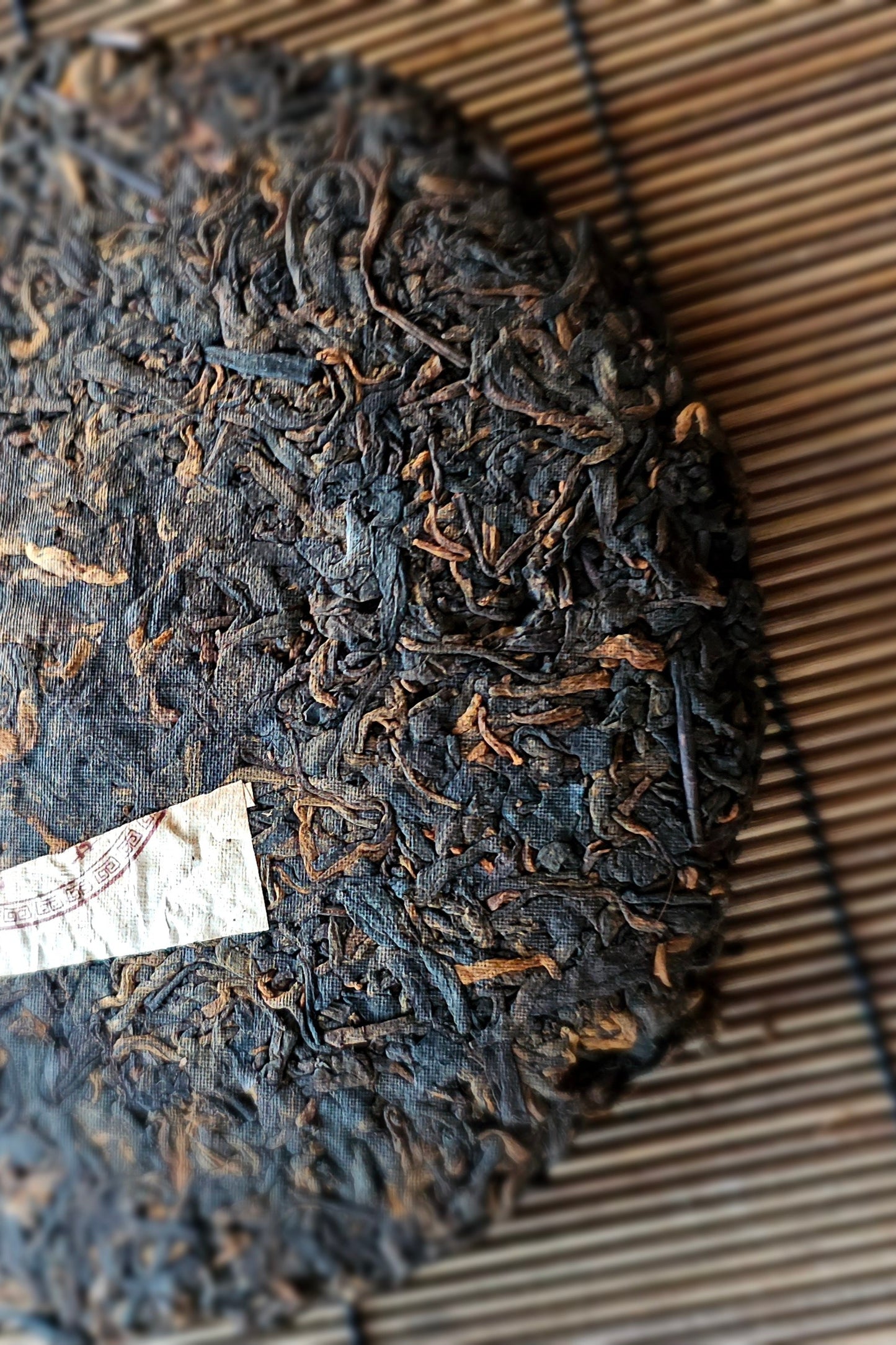 Dragon Palace - 2010 Royal Tribute Cake Clay Urn Aged Malaysia Shu Puerh