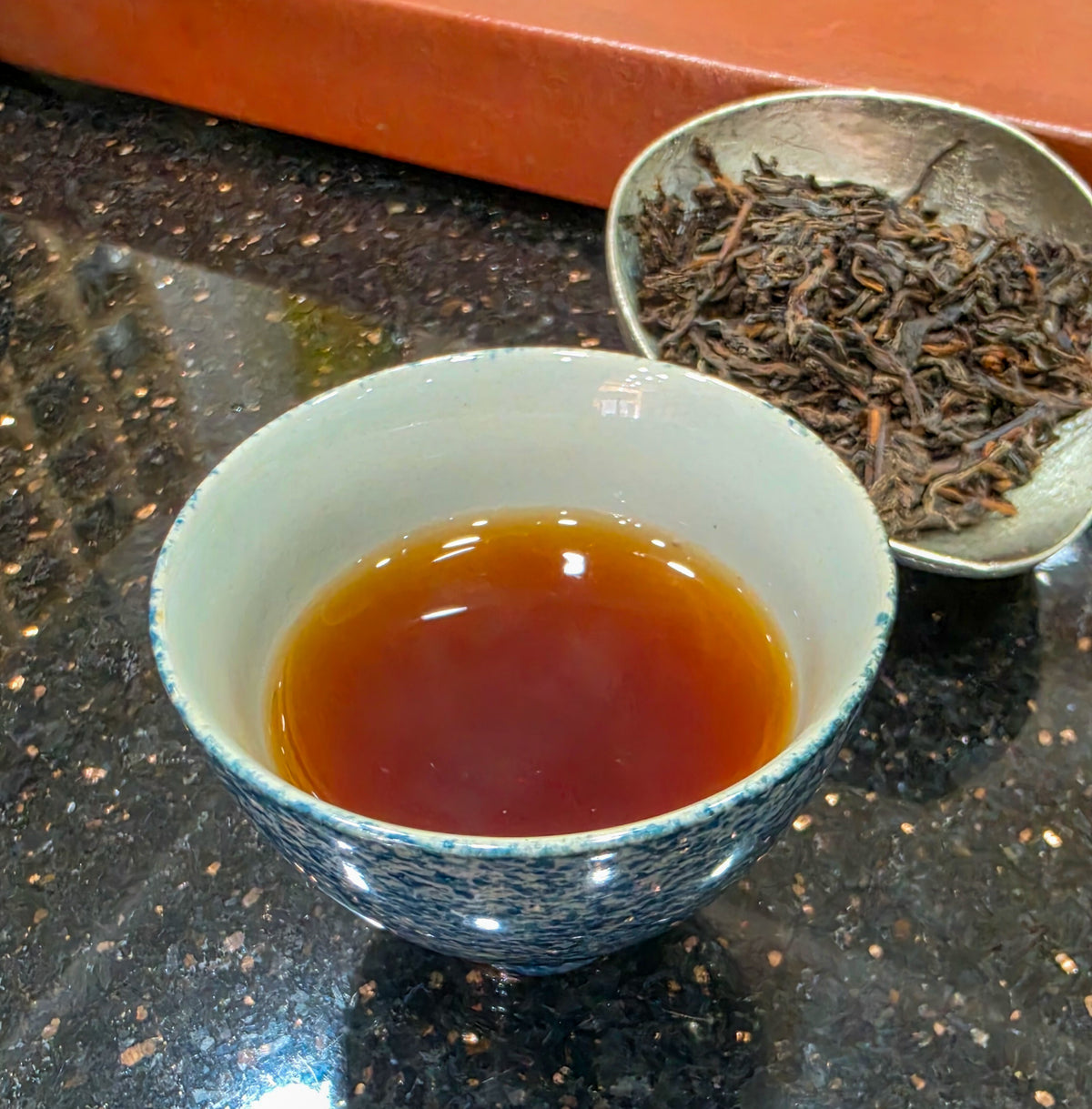 "Queen of Liu Bao" - 1995 Rare Process Raw Style Old Liu Bao